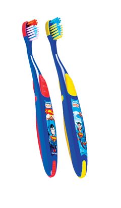 ESCOVA DENTAL JADEPRO SUPERMAN MACIA COM PROTETOR DE CERDAS